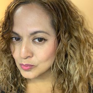 Meet your Posher, Blanca
